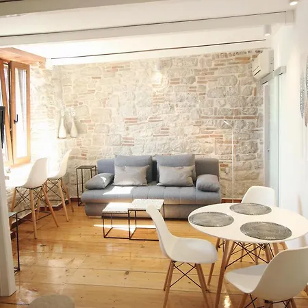 Molo Grande Apartment 아파트 로비니
